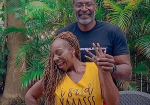 Melhores amigos se apaixonam e ficam noivos após 10 anos