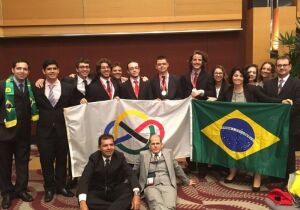 Brasileiros ganham 6 medalhas em Olimpíada Internacional de Matemática